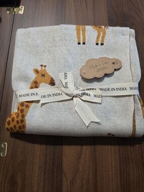 100% Cotton Giraffe Blanket